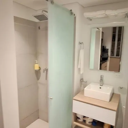 Apartamento Moderno Cerca Del Aeropuerto